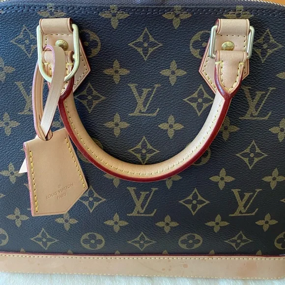 Louis Vuitton Alma - Picture 9 of 15